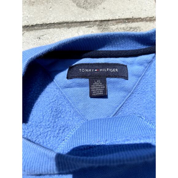 Tommy Hilfiger Heavy Cotton Blue Vintage Crewneck - Great Condition - Picture 3 of 3